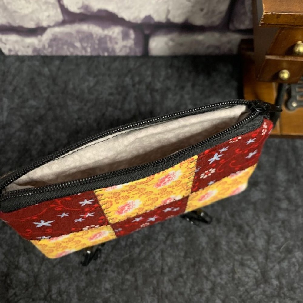 Quilted Wallet/Coin Pouch - Picture 5 of 7